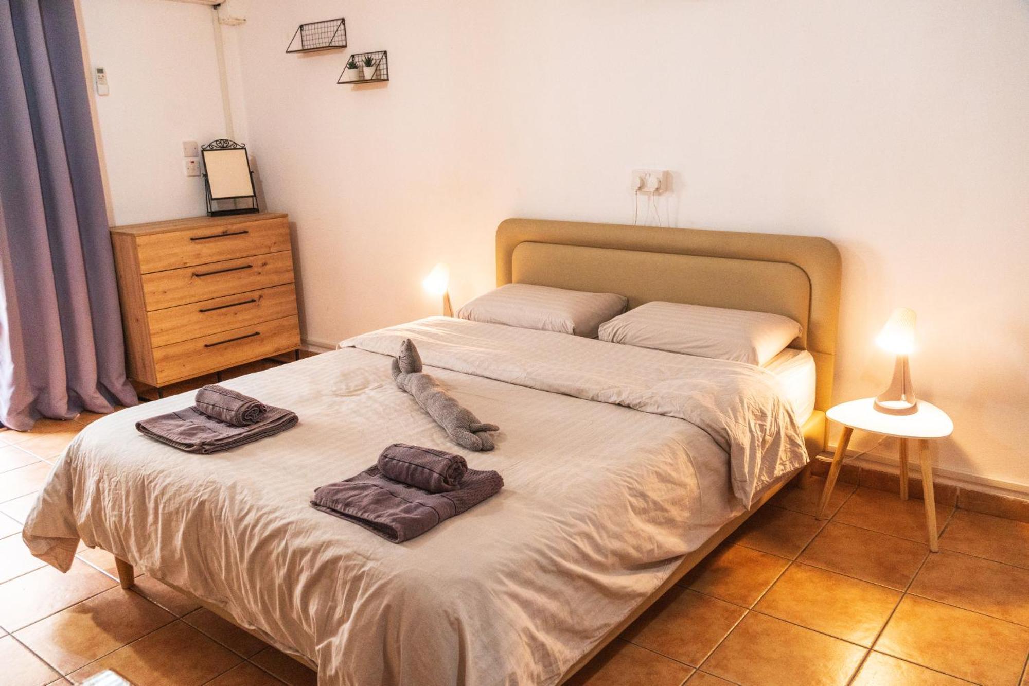 Hostel Nissus Urban Agia Napa Exterior foto